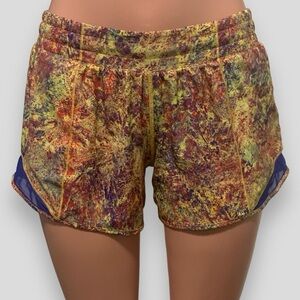 Lululemon SEAWHEEZE  Hotty Hot Shorts 4” Sz 8 Multi Red Yellow Run Gym